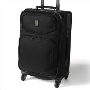 Travelpro Expandable 21 Inch Suitcase